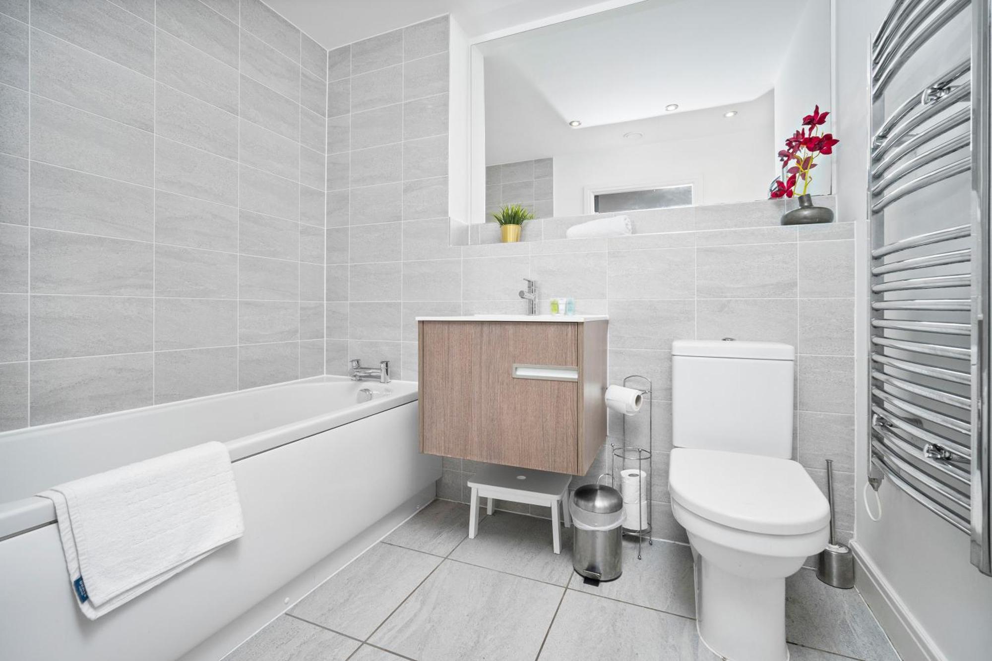New Luxe Apartment - Secure Parking - Birmingham City Centre - Netflix - Wifi - Top Rated - 54M Eksteriør bilde